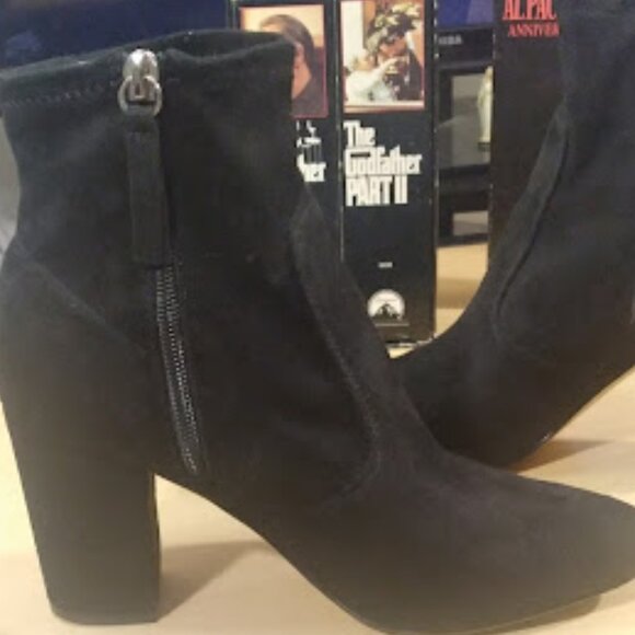 Black Ultra Suede High Heel Gabrielle Ankle Booties Size: 7.5 - Picture 5 of 16